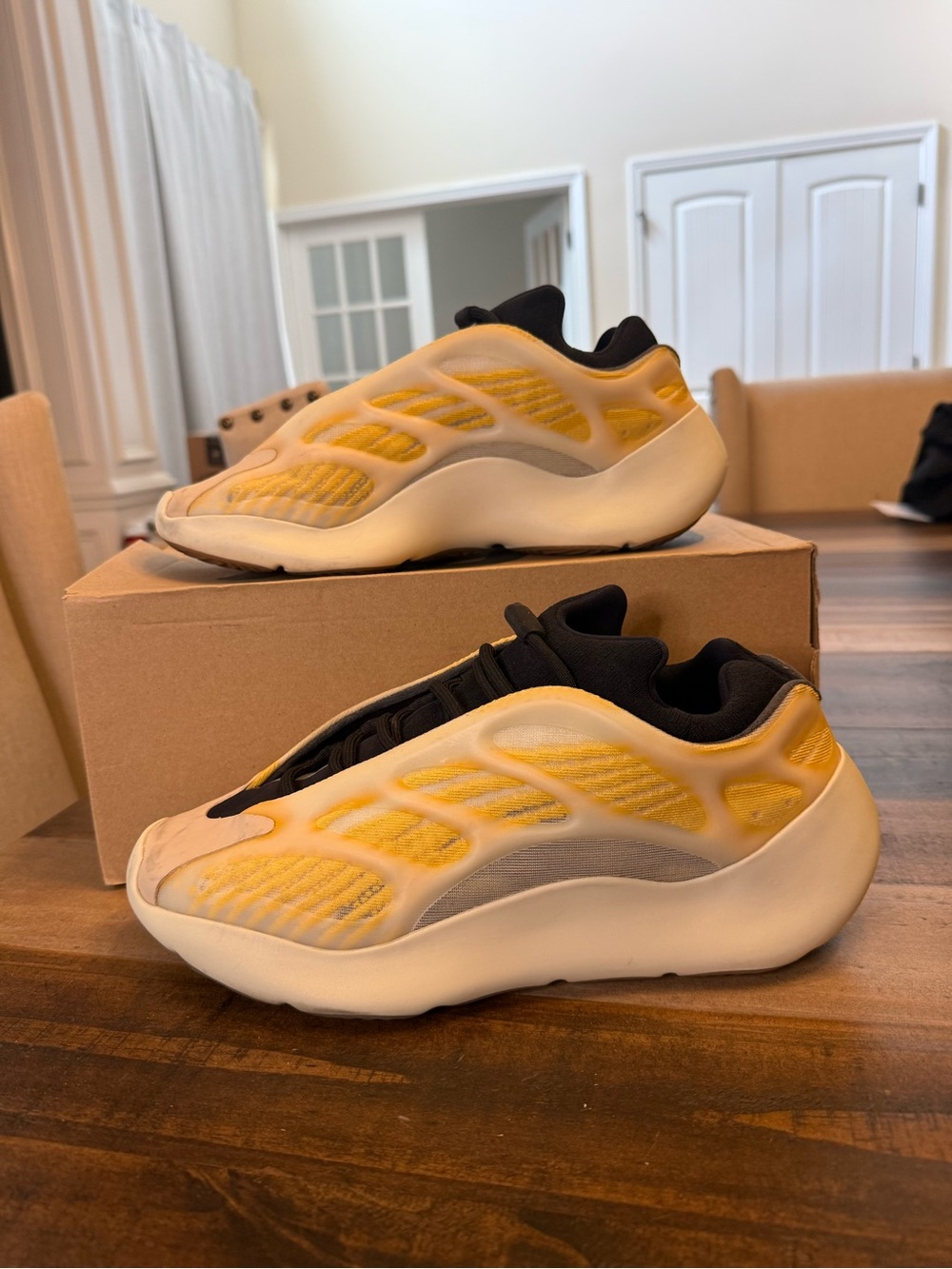 adidas Yeezy 700 V3 Mono Safflower Men's Low Top Mesh Sneaker HP5425, Sz 10